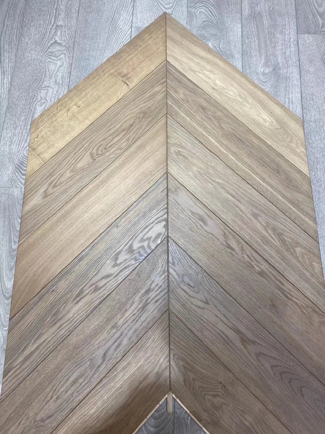 Hardwood Floor Multi-Layer Engineered Oak Solid Wood Marble Tile Parquet Flooring High Quality Brushed Floor